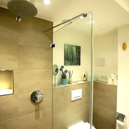 Prora - Room-of-light 아파트 빈츠