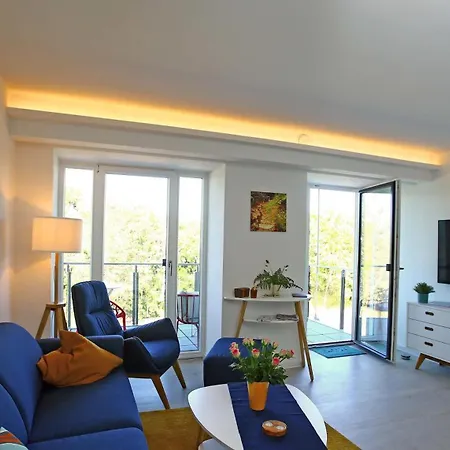 Prora - Mit Balkon Und Waschmaschine - Room-of-light * Binz