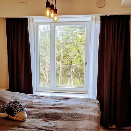 Prora - Mit Balkon Und Waschmaschine - Room-of-light *
